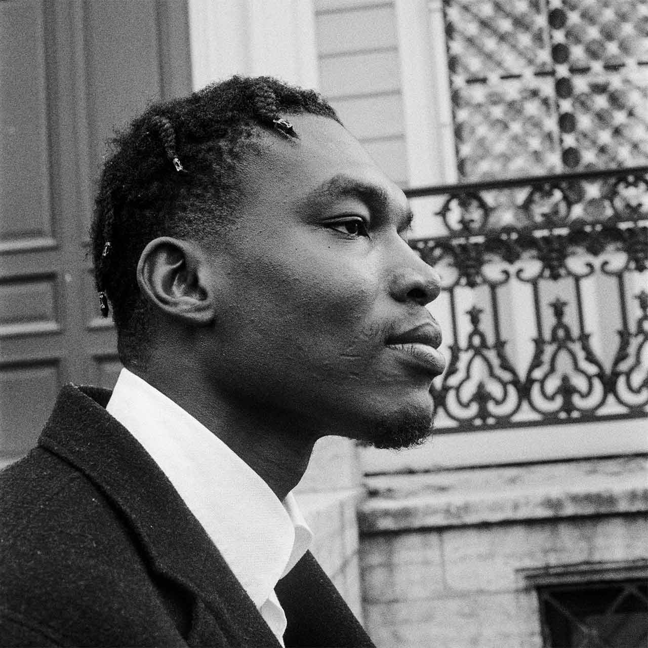 Levon Smith - Tortell Poltrona